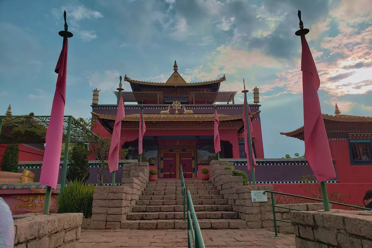 Templo Odsal Ling em Cotia