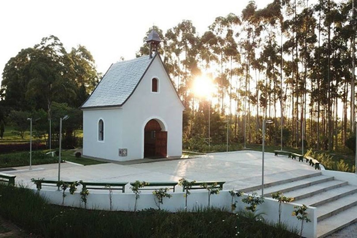 Santuário Mãe, Rainha e Vencedora Três Vezes Admirável de Schoenstatt Caieiras