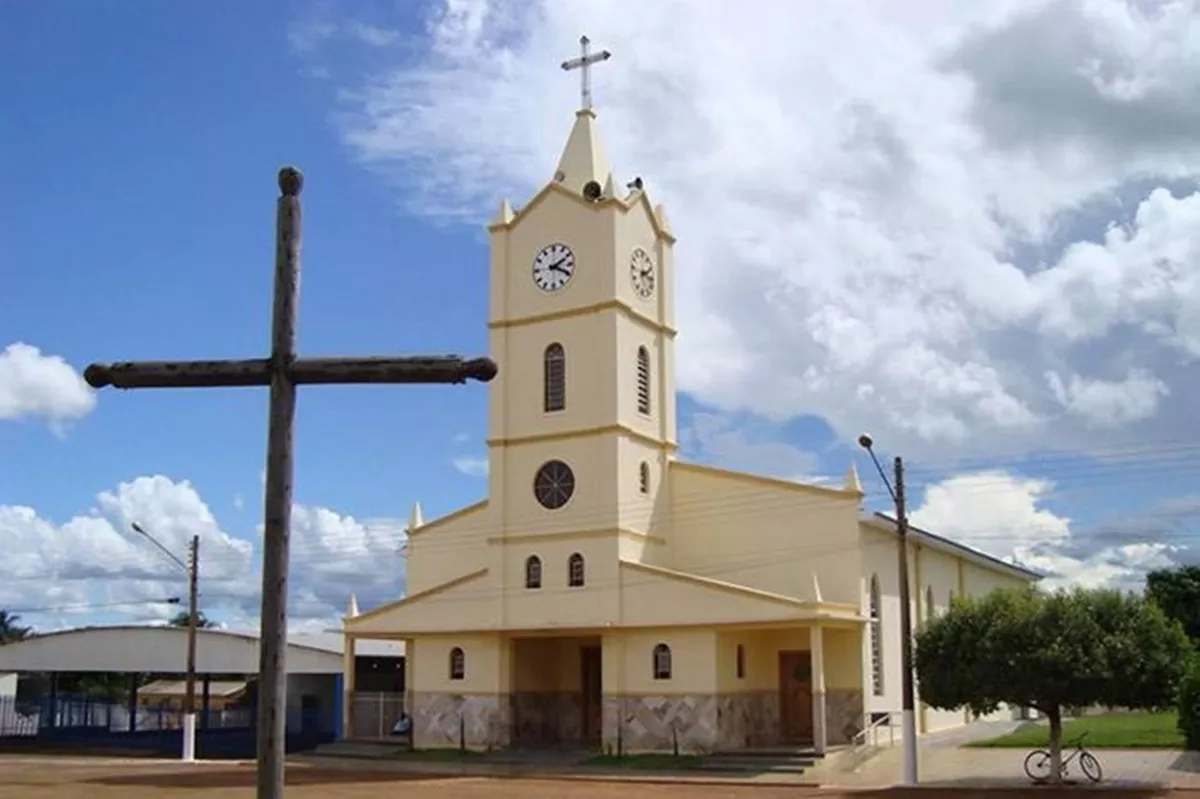 Igreja Matriz de Populina - SP